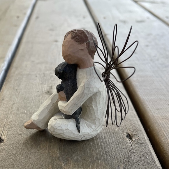 Willow Tree Angel of Comfort Boy with Dog Figurine Lordi 2001 - Picture 3 of 8